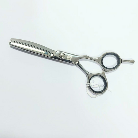 Tri Essential Text 500 5.5" Scissors